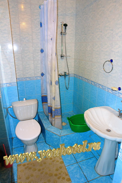 Витязево гостевой дом &quot;Золотое руно&quot; душ, унитаз, раковина